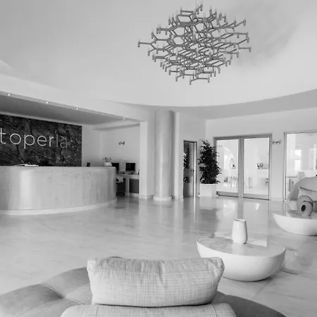 Antoperla Luxury & Perissa (Santorini)