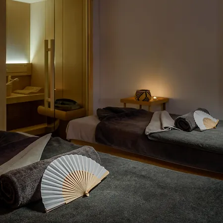 Antoperla Luxury & Perissa (Santorini)