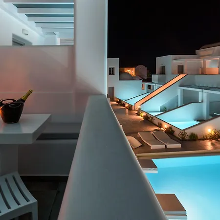 Antoperla Luxury & 5* Perissa (Santorini)