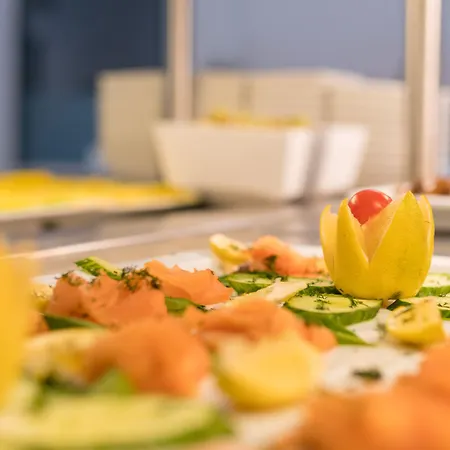 Antoperla Luxury & Hotel Perissa (Santorini)