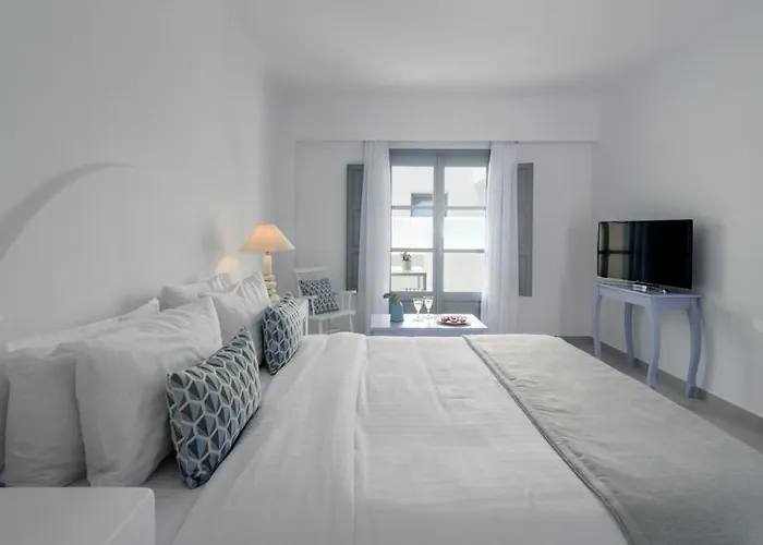 Hotel Antoperla Luxury & Perissa (Santorini)