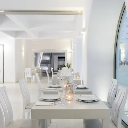 Hotel Antoperla Luxury & Perissa (Santorini)
