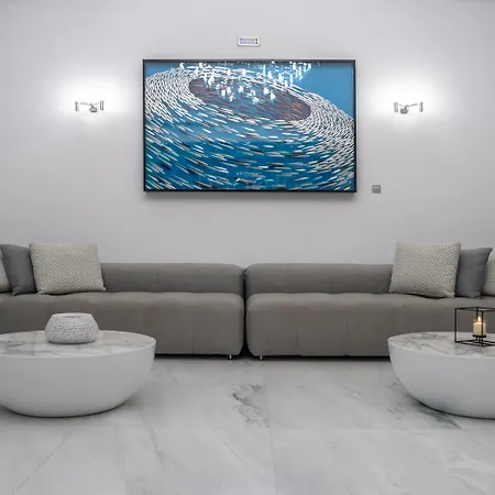 Antoperla Luxury & Perissa (Santorini)